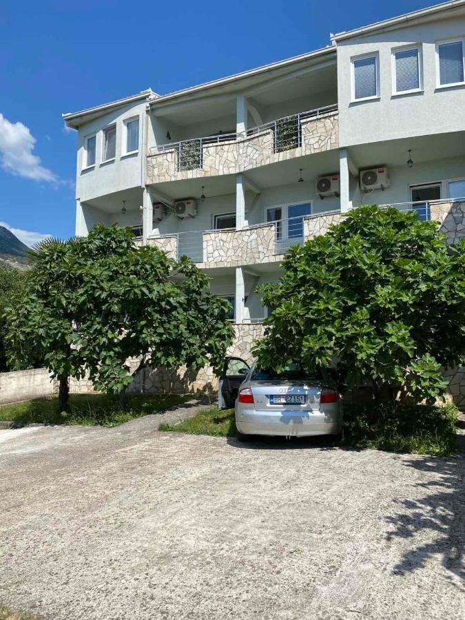 Apartments Vila Kurtagic Dobra Voda Kültér fotó