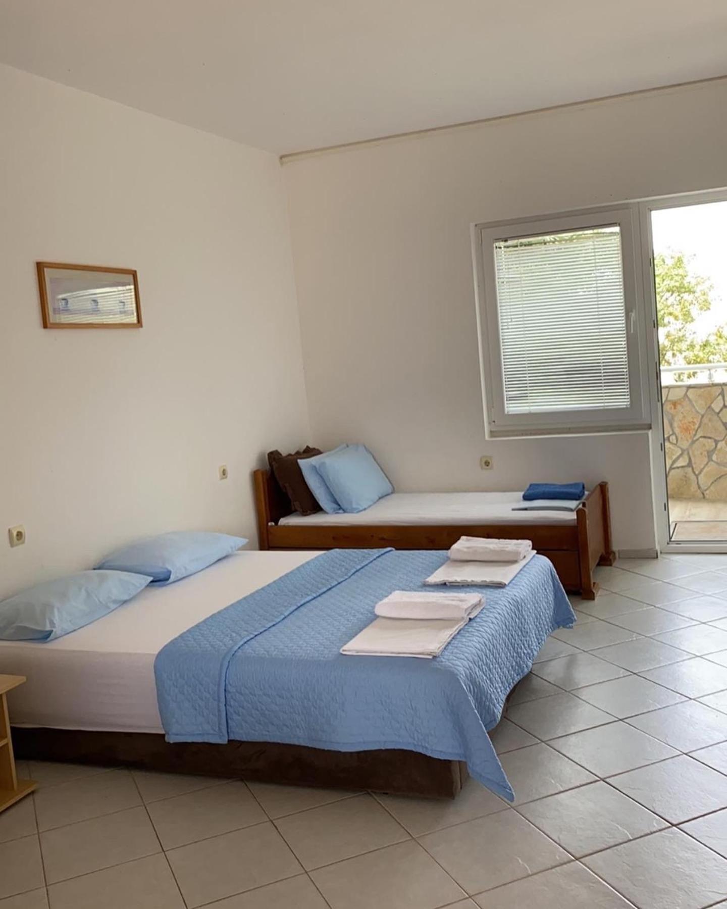 Apartments Vila Kurtagic Dobra Voda Kültér fotó