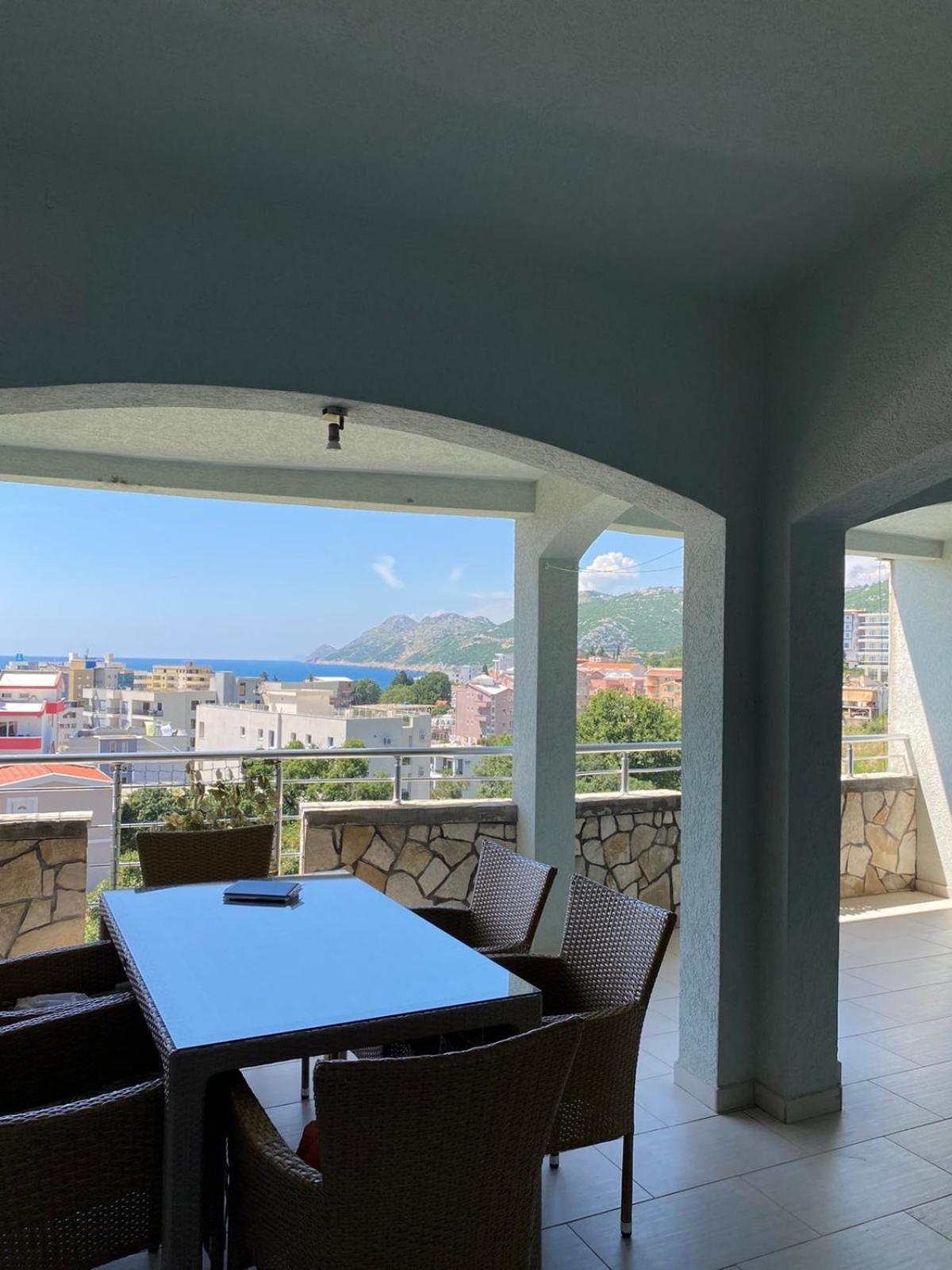 Apartments Vila Kurtagic Dobra Voda Kültér fotó