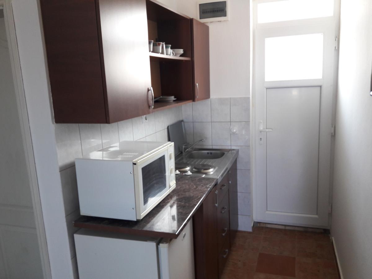 Apartments Vila Kurtagic Dobra Voda Kültér fotó