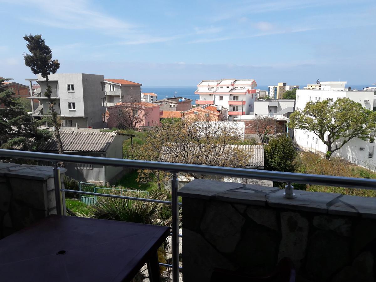 Apartments Vila Kurtagic Dobra Voda Kültér fotó